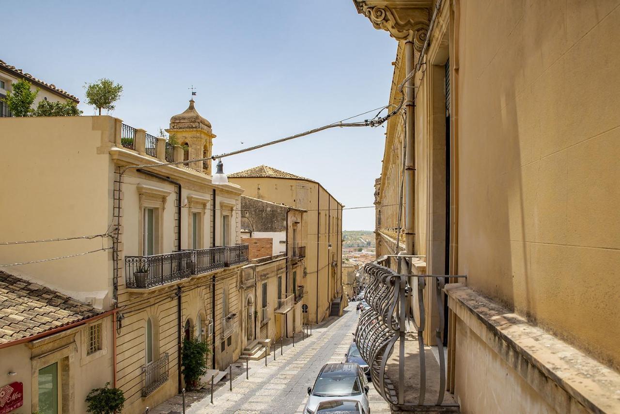 Cavour Apartments By Wonderful Italy Noto Luaran gambar